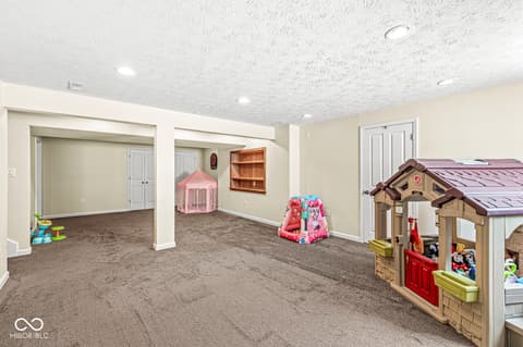 Photo of 9037 Carnation Drive, Noblesville, IN