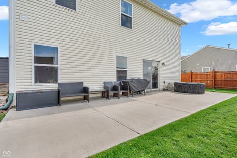 Backyard at 401 Shadetree Lane, Sheridan, IN