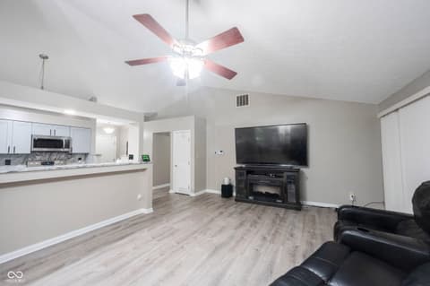 Living room at 8066 Cardinal cove Drive E, Indianapolis, IN