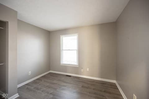 Photo of 8066 Cardinal cove Drive E, Indianapolis, IN