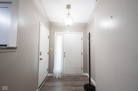 Foyer at 8066 Cardinal cove Drive E, Indianapolis, IN