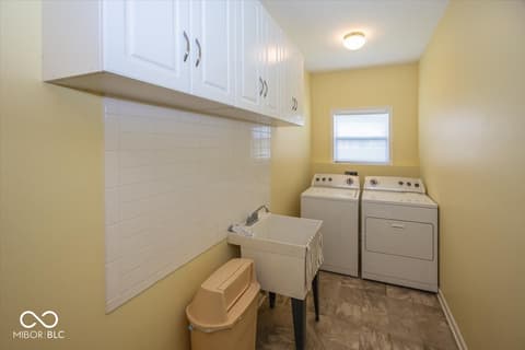 Photo of 11473 Rainbow Falls Lane, Fishers, IN