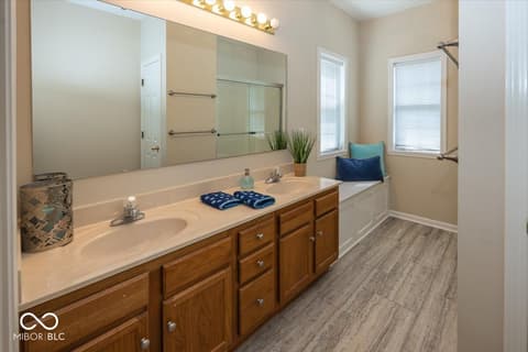 Photo of 11473 Rainbow Falls Lane, Fishers, IN