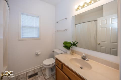 Photo of 11473 Rainbow Falls Lane, Fishers, IN