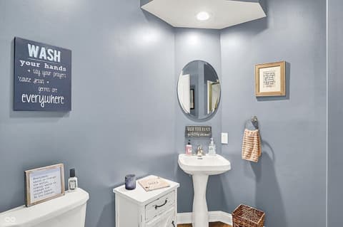 Photo of 5521 Salem Drive N, Carmel, IN