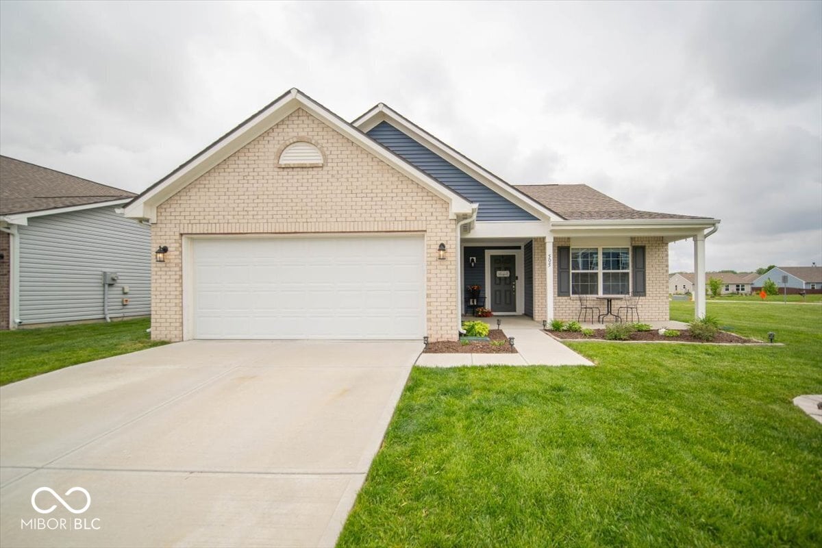 Front exterior at 505 Shallowroot Lane, Sheridan, IN