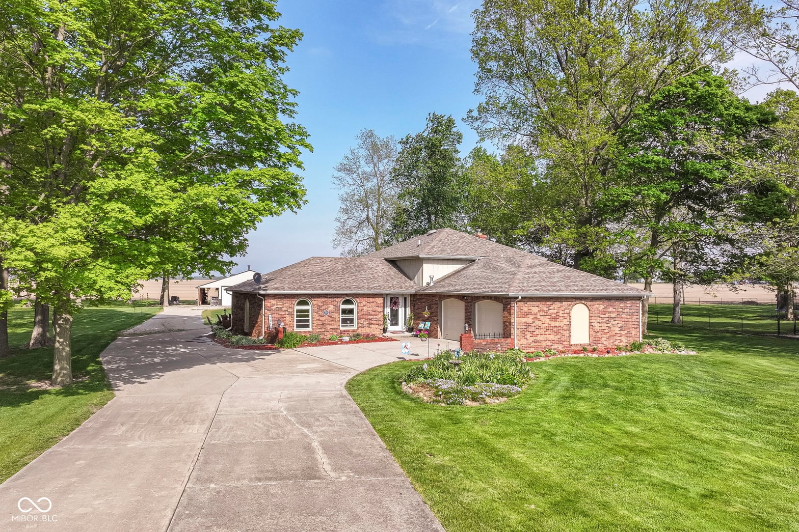 Photo of 9724 N County Road 800 W, Daleville, IN