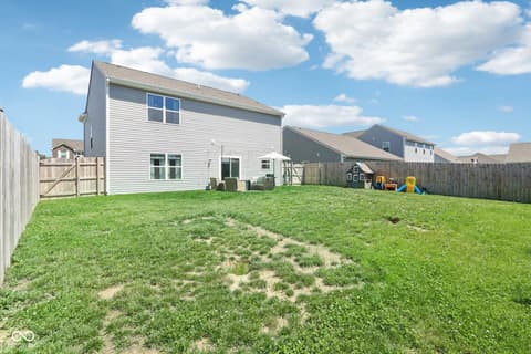 Photo of 1452 Bigleaf Drive, Sheridan, IN