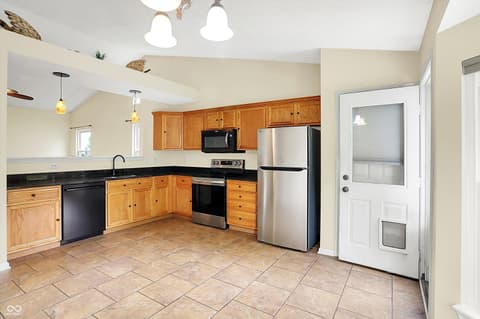 Photo of 12257 Driftstone Drive, Fishers, IN