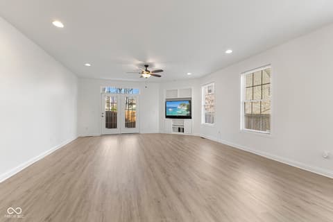 Family room at 608 East 21st Street, Indianapolis, IN