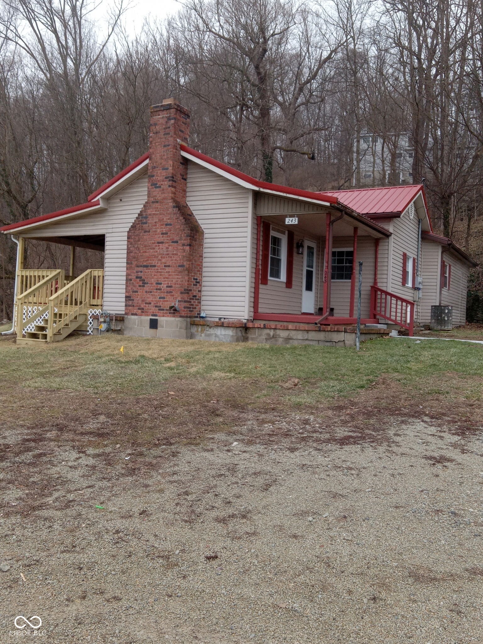 Photo of 243 S Grand Avenue, Connersville, IN