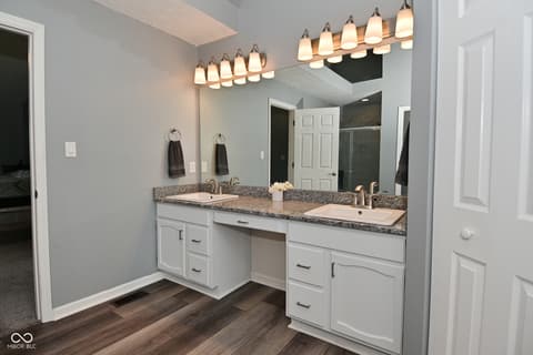Primary bathroom at 8627 Lansdowne Drive, Fishers, IN