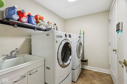 Laundry room at 2884 Brook Vista Drive, Carmel, IN