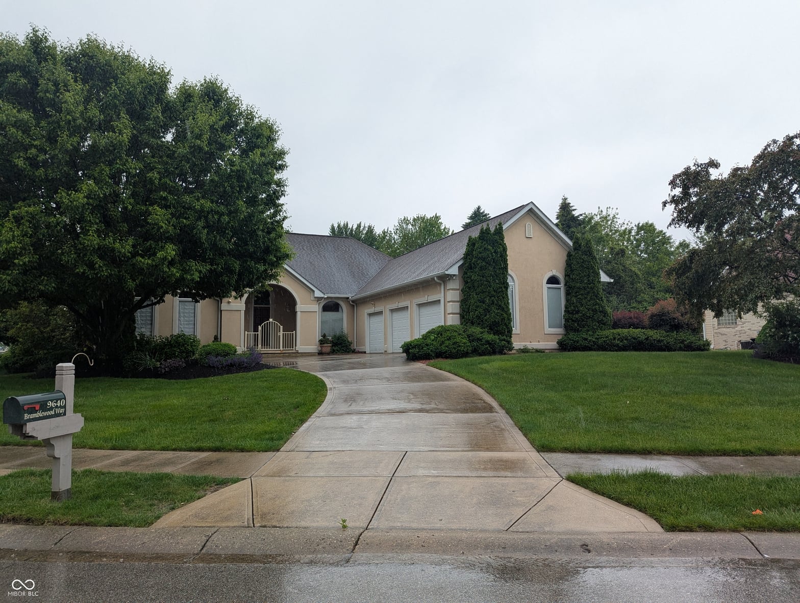 Front exterior at 9640 Bramblewood Way, Carmel, IN