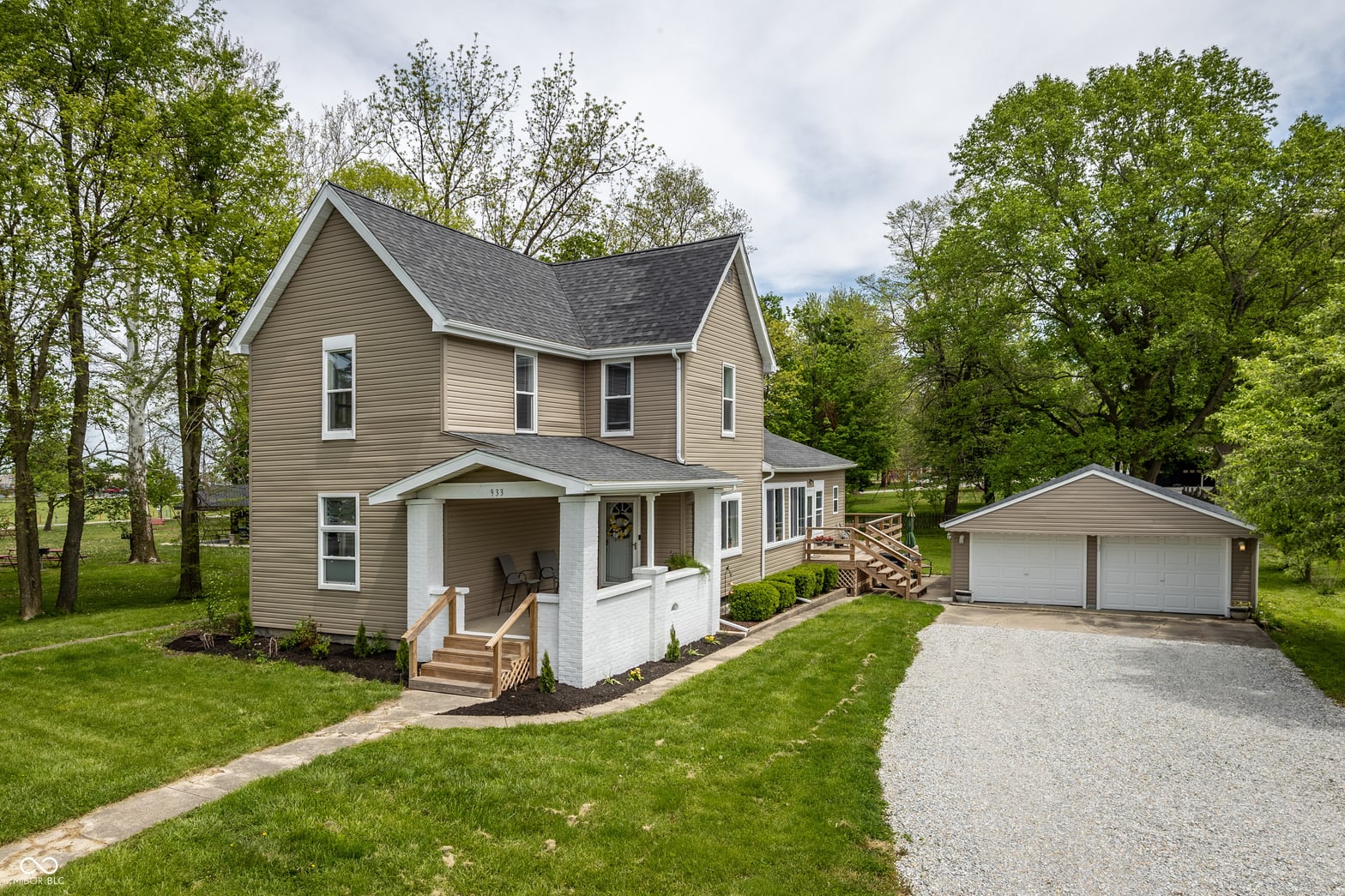 Front exterior at 933 N 19th Street N, Elwood, IN