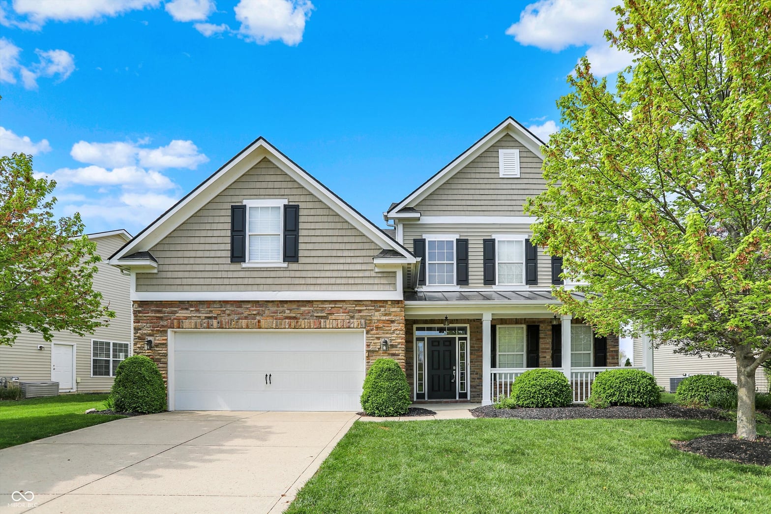 Photo of 4602 Amesbury Place, Westfield, IN