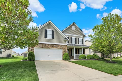 Front exterior at 4602 Amesbury Place, Westfield, IN