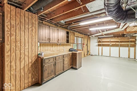Photo of 320 Thornberry Drive, Carmel, IN
