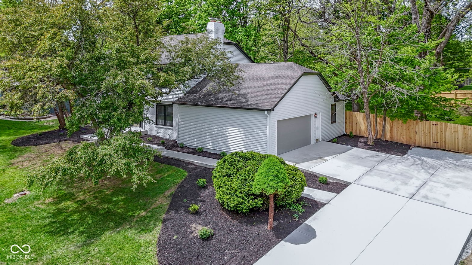 Photo of 16 Maplecrest Drive, Carmel, IN