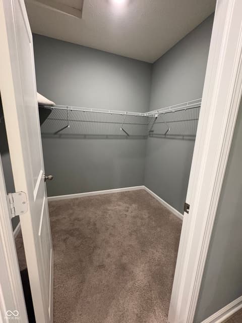 Photo of 1380 Fairmount Drive, Greenfield, IN