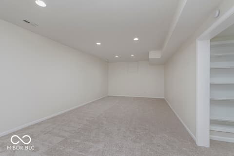 Photo of 8300 Weaver Woods Place, Fishers, IN