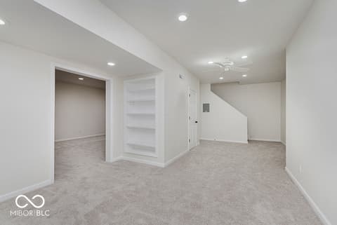 Photo of 8300 Weaver Woods Place, Fishers, IN