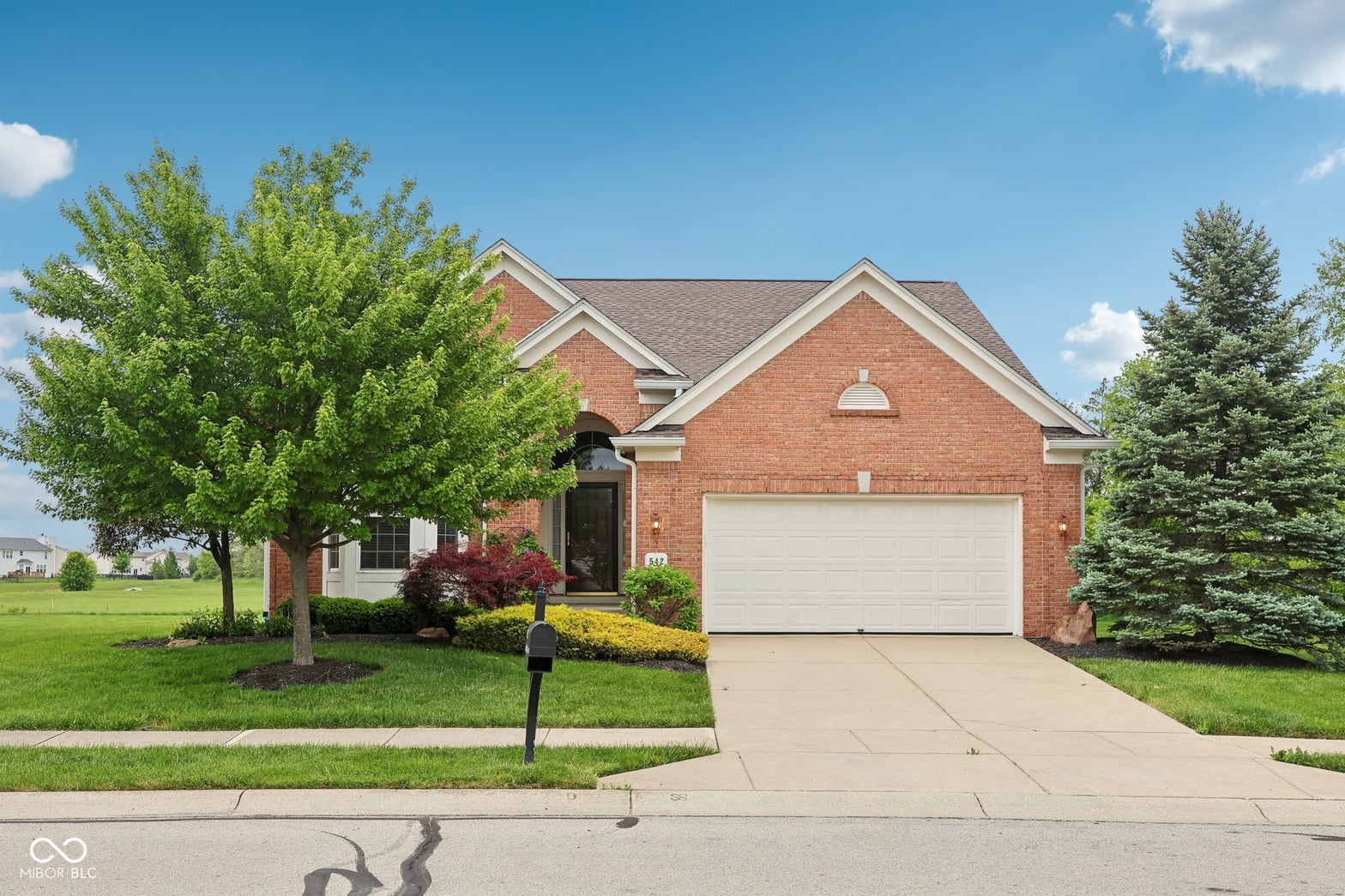 Photo of 542 Hadleigh Court, Westfield, IN