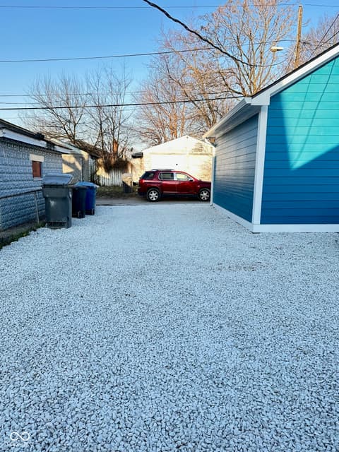 Parking — 424 S Parker Avenue, Indianapolis, IN