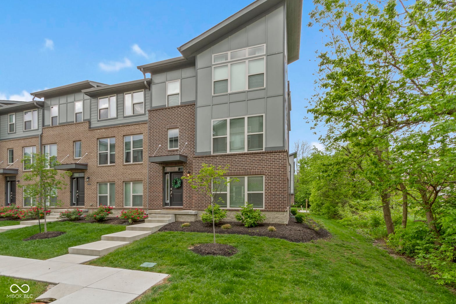 Photo of 8245 Bostic Drive, Fishers, IN