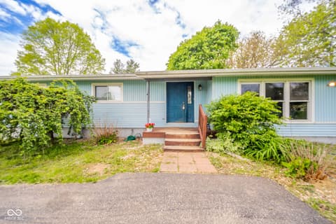 8199 S State Road 103