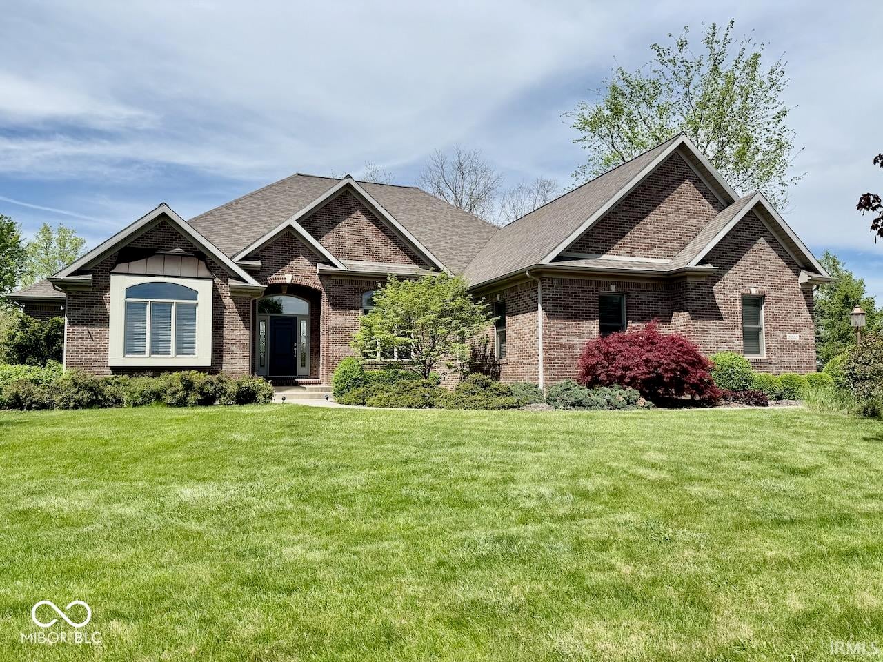 Front exterior at 5200 W Shoreline Terrace, Muncie, IN