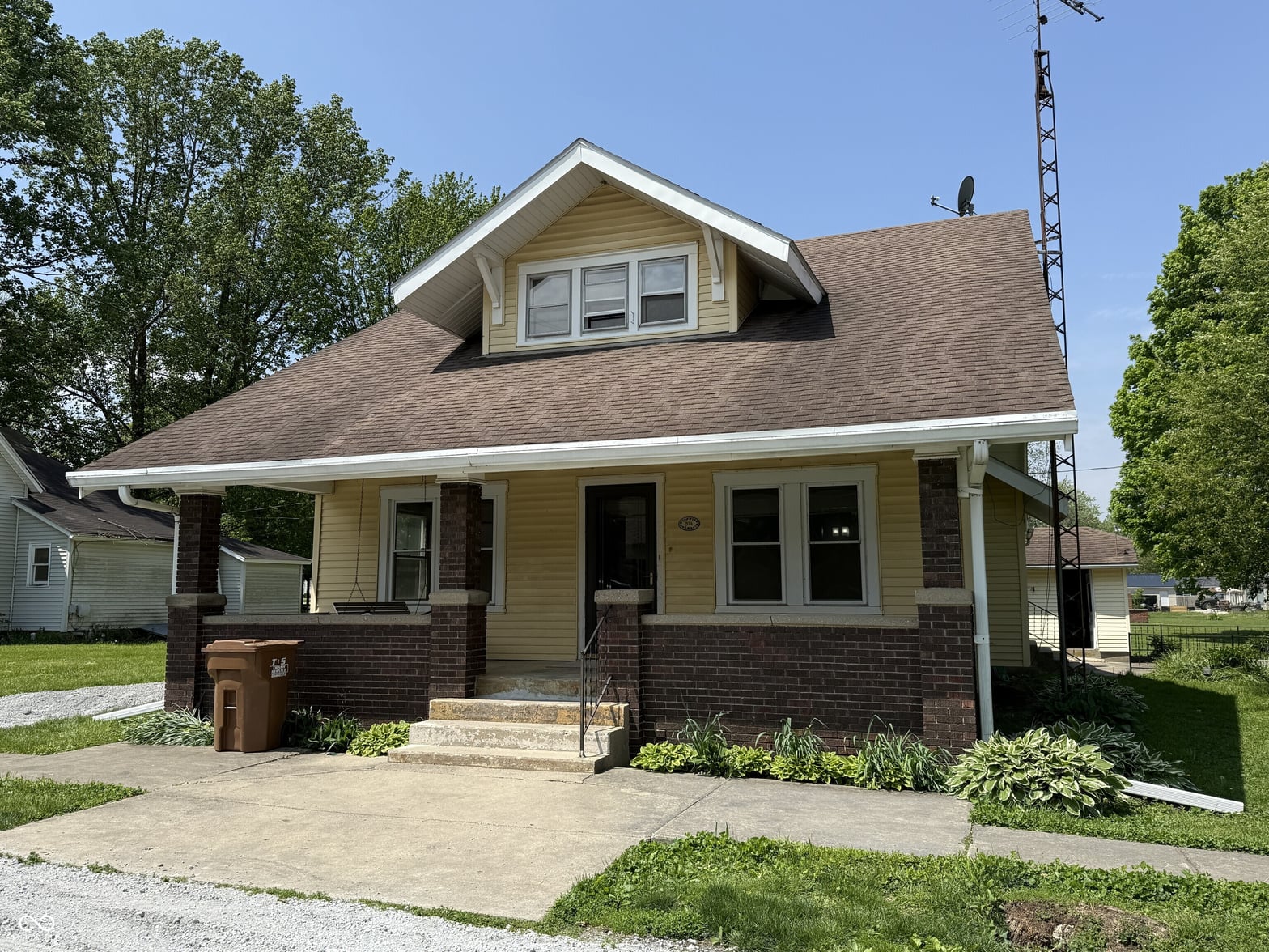 Photo of 204 S Hancock Street, Waynetown, IN