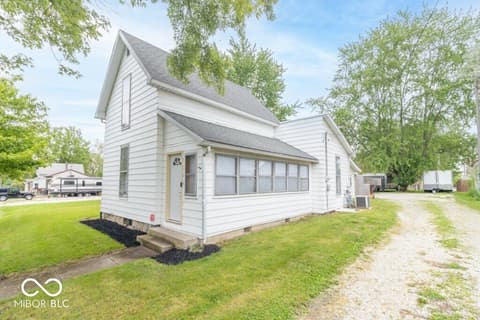 108 N Maple Street