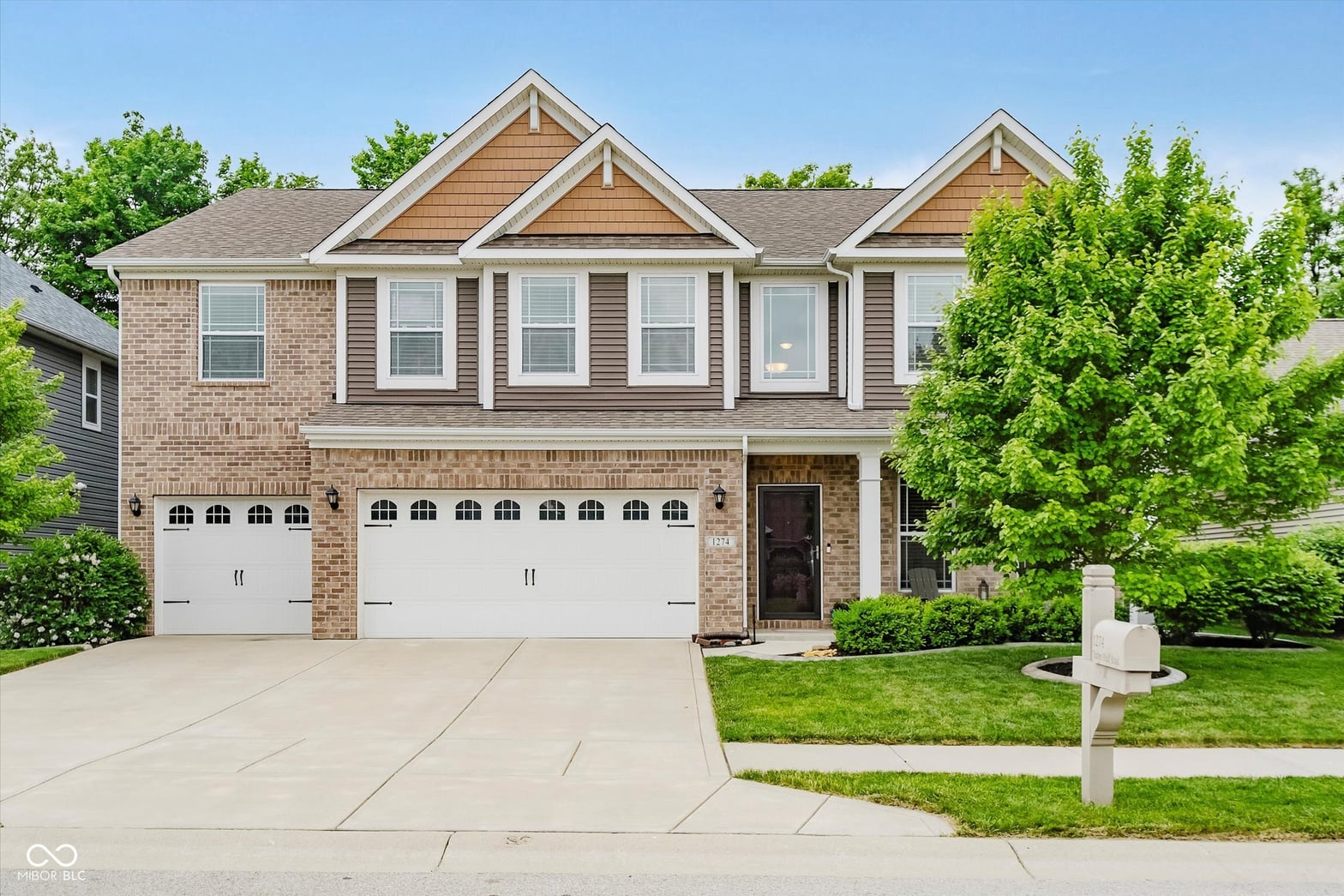Photo of 1274 Timber Bluff Road, Westfield, IN