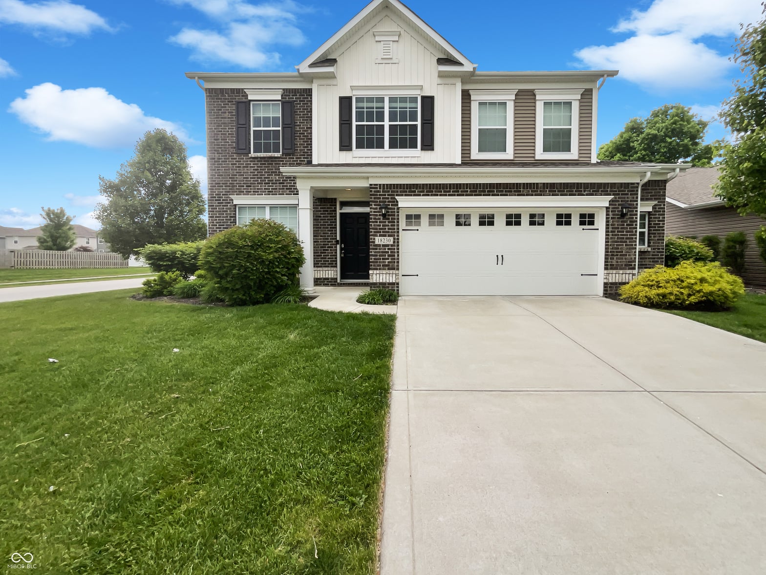 Photo of 18230 Sandy Cove Lane, Westfield, IN