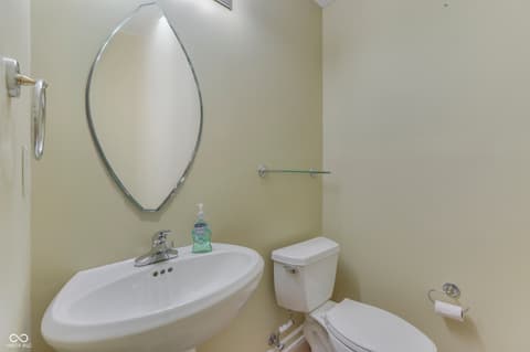 Bathroom at 6542 E Edna Mills Drive, Camby, IN