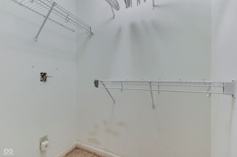 Walk In Closets — 6542 E Edna Mills Drive, Camby, IN