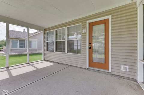 Bonus room at 6542 E Edna Mills Drive, Camby, IN