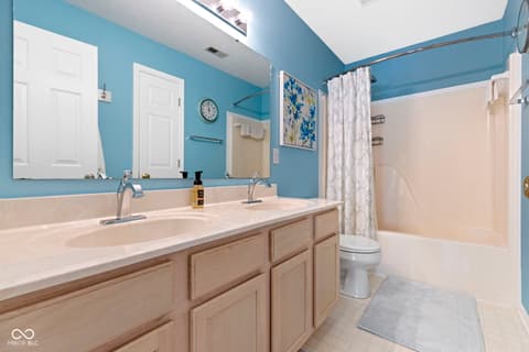 Photo of 8430 Harrison Parkway, Fishers, IN