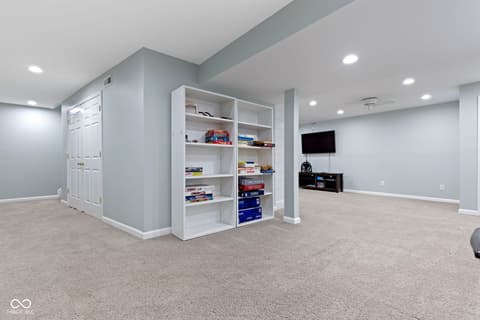Photo of 8430 Harrison Parkway, Fishers, IN