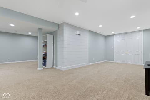 Photo of 8430 Harrison Parkway, Fishers, IN