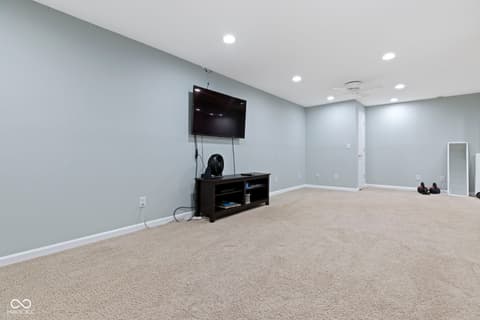 Photo of 8430 Harrison Parkway, Fishers, IN