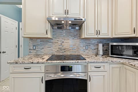 Photo of 8430 Harrison Parkway, Fishers, IN