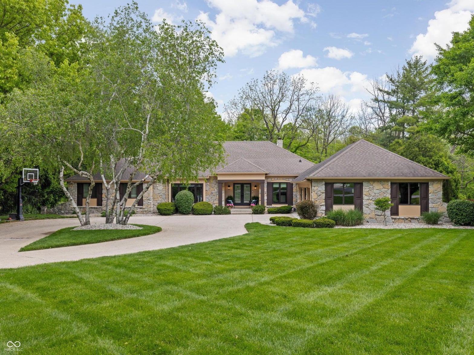 Photo of 470 Mill Farm Road, Noblesville, IN