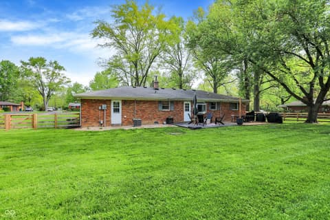 Photo of 820 S Eaglewood Drive, Zionsville, IN