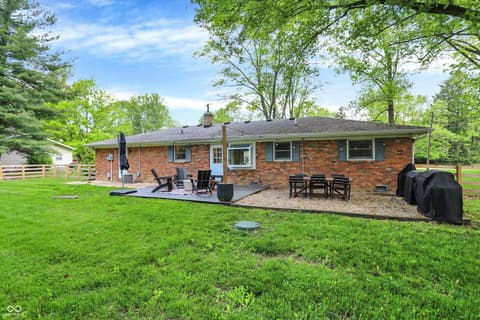 Photo of 820 S Eaglewood Drive, Zionsville, IN