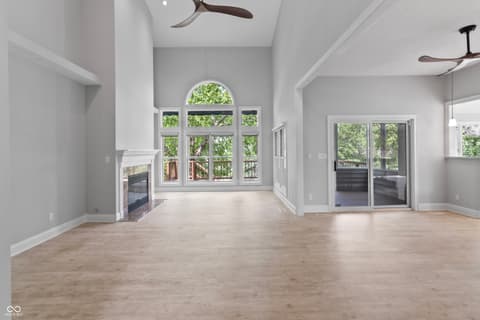 Photo of 11226 Blackwalnut Point, Indianapolis, IN