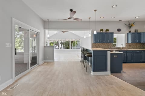 Photo of 11226 Blackwalnut Point, Indianapolis, IN