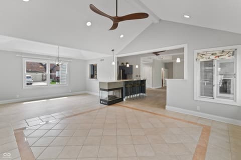 Photo of 11226 Blackwalnut Point, Indianapolis, IN