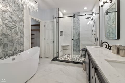 Photo of 11226 Blackwalnut Point, Indianapolis, IN